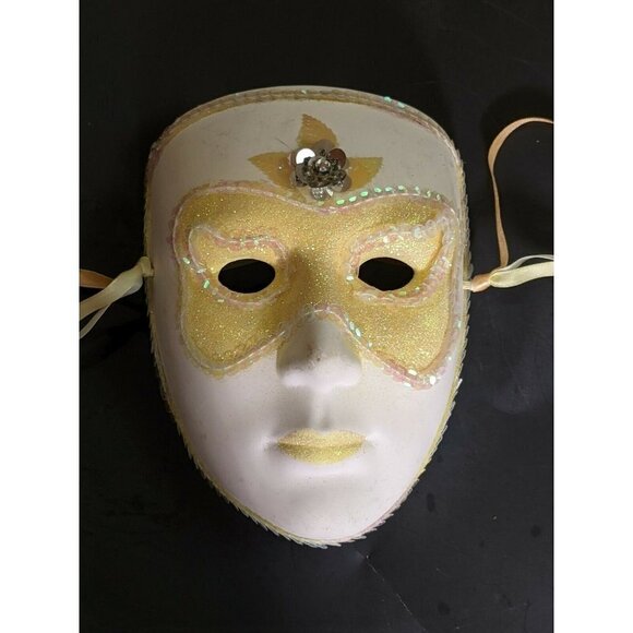Vintage Mask wall art Harlequin mardi grass wall hanging art  6.55" x 43/4" - Picture 1 of 7